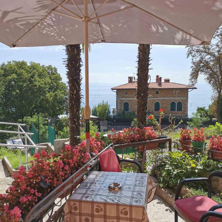 Villa Rose Apartment Lovran Exterior foto