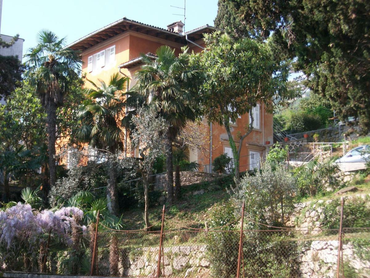 Villa Rose Apartment Lovran Exterior foto